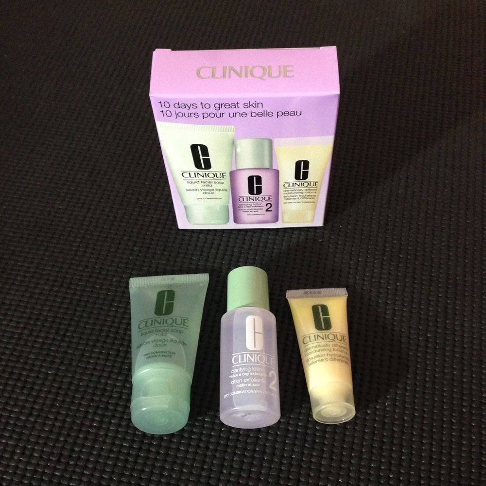 BNIB Clinique Skin Care Gift Set!